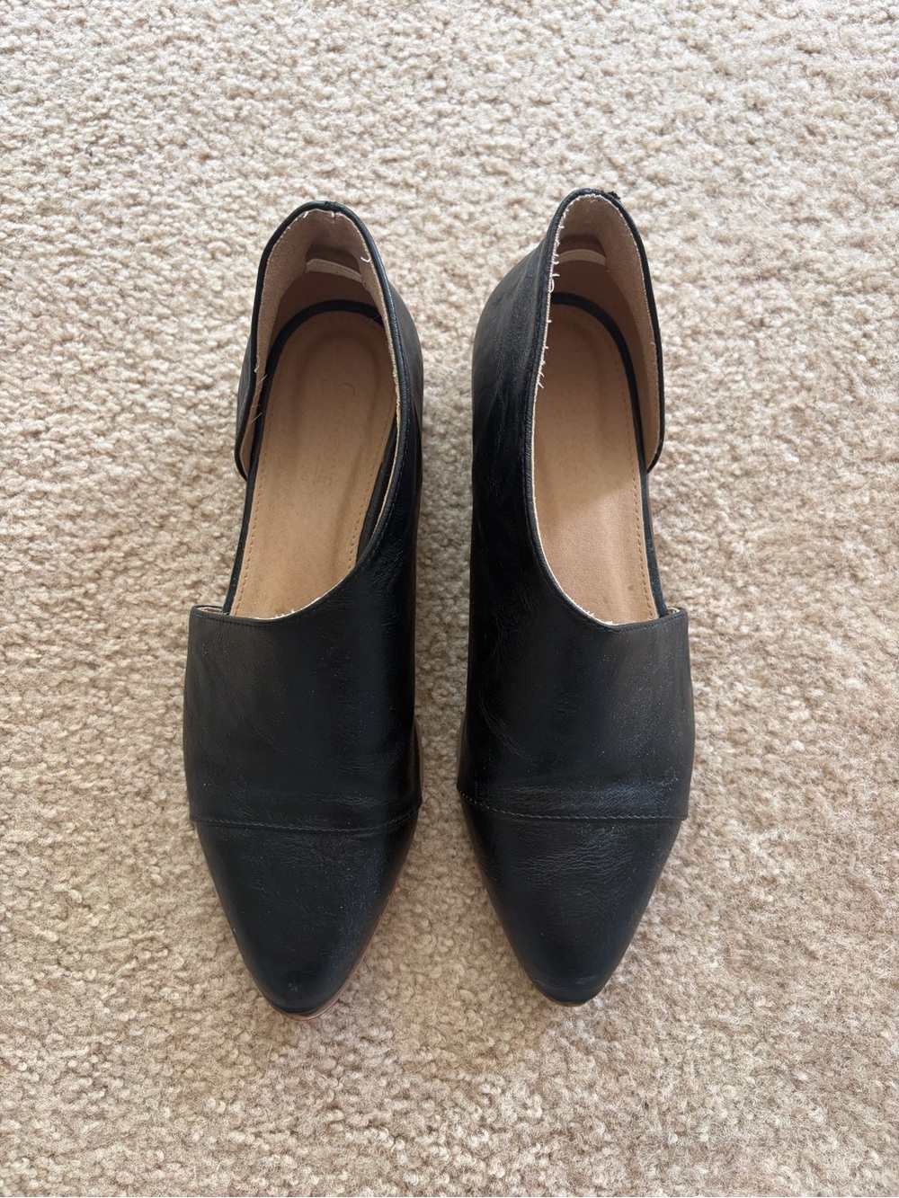 Catherine Malandrino Black Pointed Slip-On Loafers